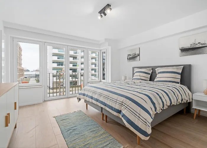 Splendid Two-Bedroom Flat Frontal Seaview - \